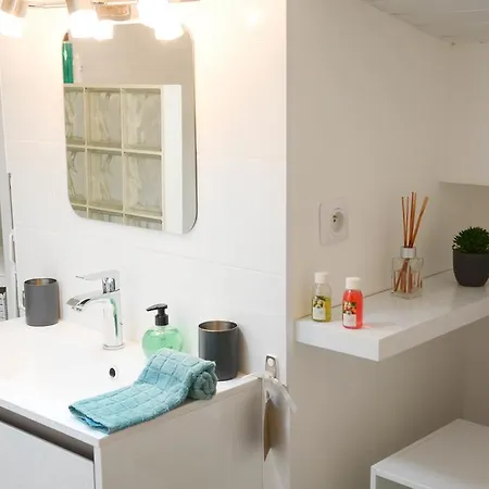 L'Escale D'Aquitaine Appartement Bordeaux Kamer foto